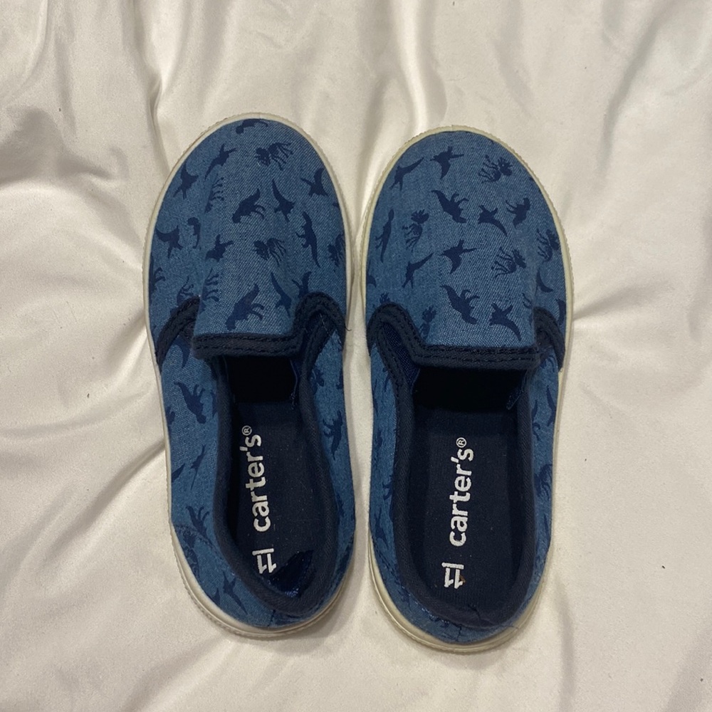 Carters slip on shoes. Size 11. Like new condition.